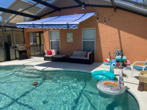 Wonderful Home - Heated Pool and BBQ/King Size beds, 2 master bdrms